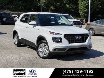 New 2025 Hyundai Venue SE