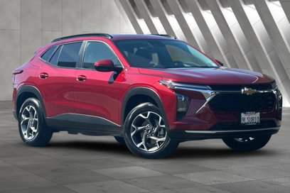 Certified 2024 Chevrolet Trax LT w/ Driver Confidence Package