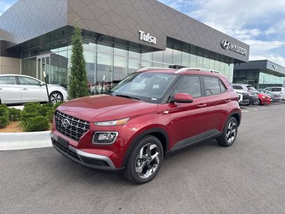 New 2025 Hyundai Venue SEL
