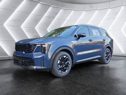 New 2025 Kia Sorento S
