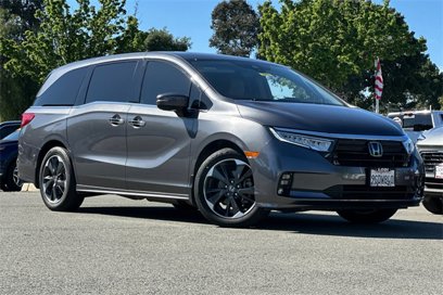 Used 2023 Honda Odyssey Elite