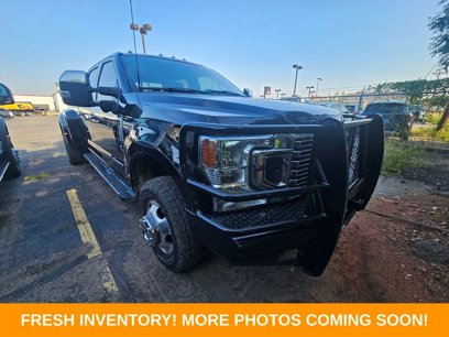 Used 2022 Ford F350 Lariat w/ Lariat Ultimate Package