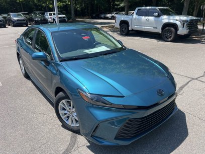 New 2025 Toyota Camry LE