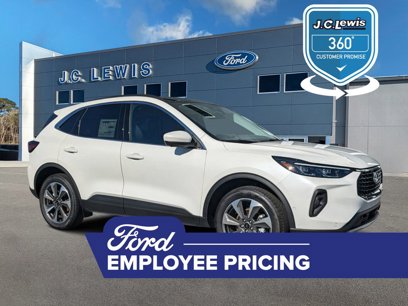 New 2024 Ford Escape Platinum w/ Premium Technology Package