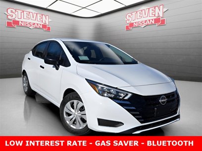 New 2025 Nissan Versa S w/ Trunk Package