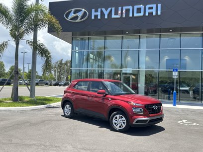 New 2025 Hyundai Venue SE