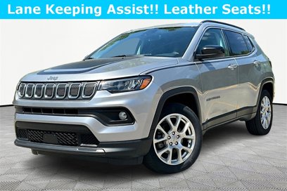 Used 2022 Jeep Compass Latitude w/ Mopar Graphics Package