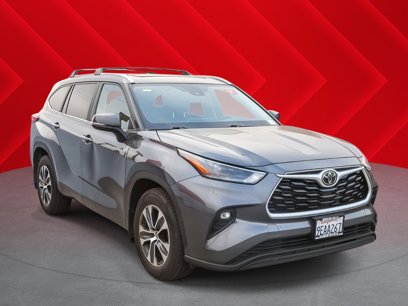 Certified 2023 Toyota Highlander XLE