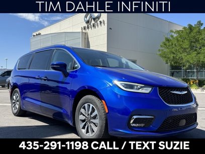 Used 2021 Chrysler Pacifica Touring-L