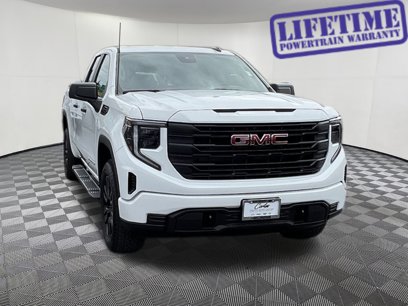 New 2025 GMC Sierra 1500 Pro w/ Graphite Edition