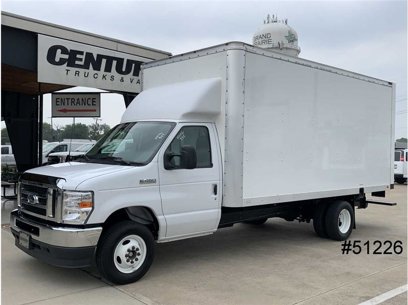 Used 2024 Ford E-450 and Econoline 450 Super Duty w/ Power Windows & Locks Group