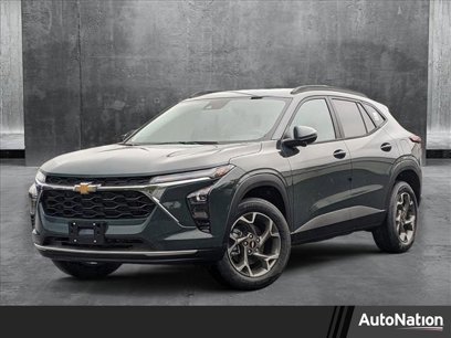 New 2025 Chevrolet Trax LT w/ Driver Confidence Package