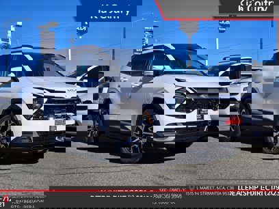 New 2025 Kia Sportage EX w/ Premium Package