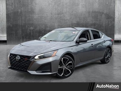 Used 2023 Nissan Altima 2.5 SR w/ SR Premium Package