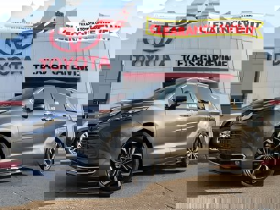 New 2025 Toyota Sienna Platinum