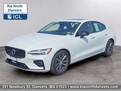 Used 2022 Volvo S60 B5 Momentum w/ Premium Package
