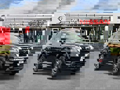 New 2025 Nissan Pathfinder S