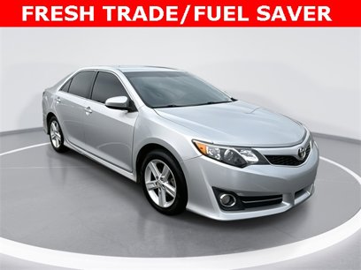Used 2014 Toyota Camry SE