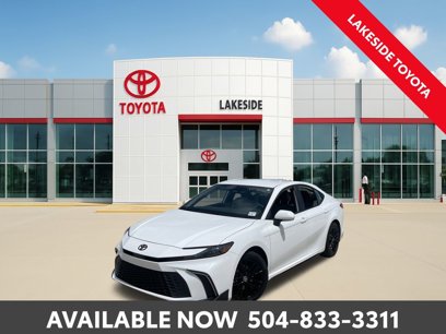 Used 2025 Toyota Camry SE
