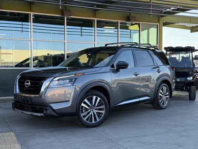 Used 2022 Nissan Pathfinder Platinum w/ Cargo Package