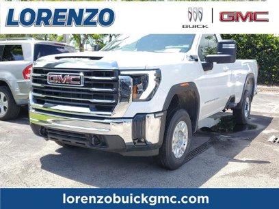 New 2024 GMC Sierra 2500 SLE w/ SLE Convenience Package