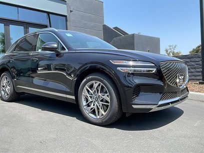 Used 2025 Genesis GV70 2.5T w/ Advanced Package