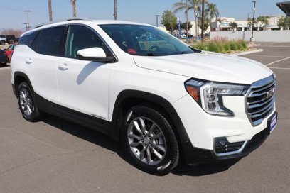 Used 2023 GMC Terrain SLT