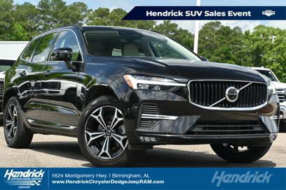 Used 2022 Volvo XC60 B5 Momentum w/ Advanced Package