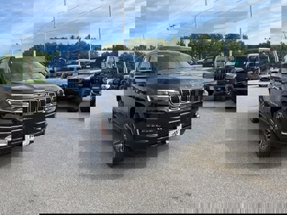 New 2025 Jeep Wagoneer 4WD