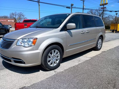 Used 2015 Chrysler Town & Country Touring