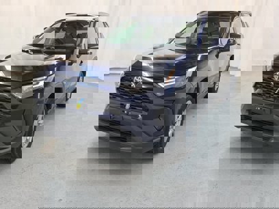 Used 2022 Toyota RAV4 XLE w/ XLE Grade Weather Package
