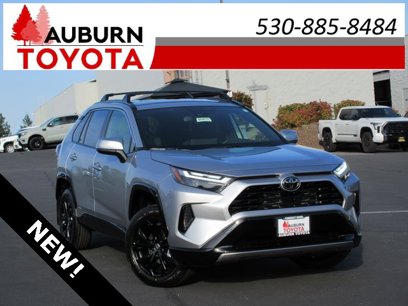 New 2025 Toyota RAV4 SE