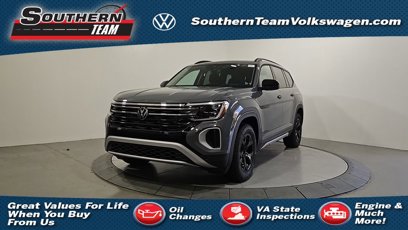 New 2025 Volkswagen Atlas Peak Edition SE