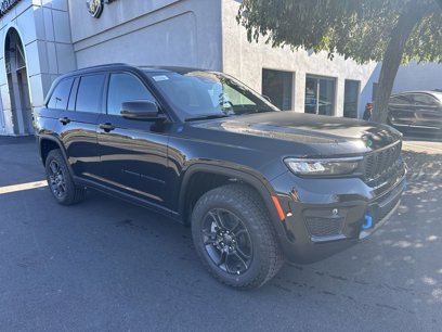 New 2024 Jeep Grand Cherokee Trailhawk w/ Luxury Tech Group III