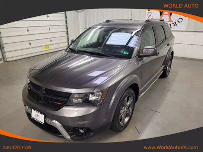 Used 2015 Dodge Journey Crossroad w/ Flexible Seating Group