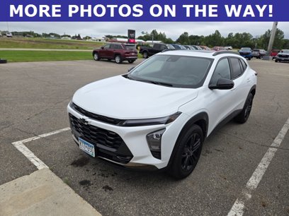 Used 2024 Chevrolet Trax ACTIV w/ Sunroof Package