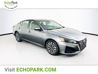 Used 2023 Nissan Altima 2.5 SV