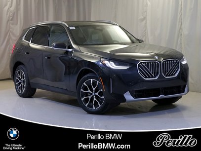 New 2025 BMW X3 xDrive30i w/ Premium Package