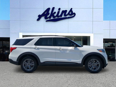 Certified 2022 Ford Explorer XLT w/ Equipment Group 202A