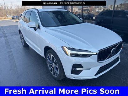 Used 2022 Volvo XC60 B5 Momentum