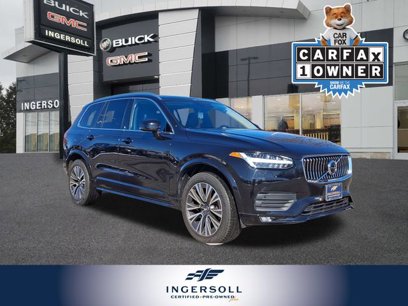 Used 2022 Volvo XC90 T6 Momentum w/ Protection Package