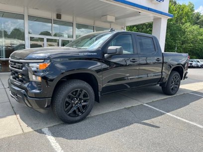 New 2025 Chevrolet Silverado 1500 Custom
