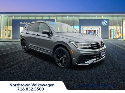 Certified 2023 Volkswagen Tiguan SE R-Line