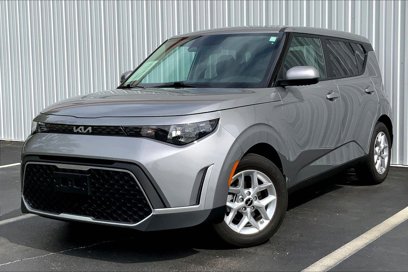 Used 2024 Kia Soul LX w/ Option Group 015