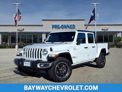 Used 2023 Jeep Gladiator Overland