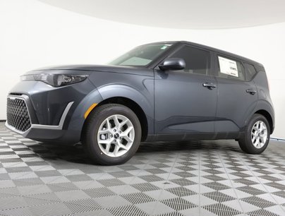 New 2025 Kia Soul LX w/ LX Technology Package