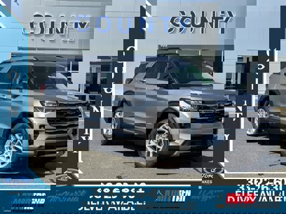 New 2025 Ford Explorer Active w/ Active Comfort Package