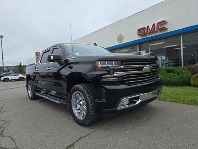 Used 2019 Chevrolet Silverado 1500 High Country w/ Technology Package