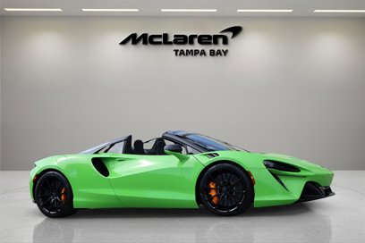 New 2025 McLaren Artura Spider