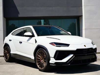 Used 2023 Lamborghini Urus Performante